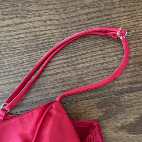 Coquette Silky Cropped Camisole with Boys Adjustable Straps Size Medium Feminine - Picture 5 of 7